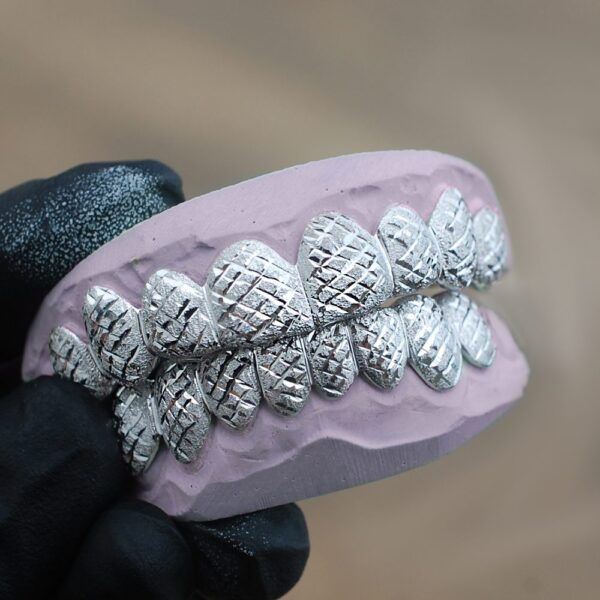 White Gold Full Diamond Dust Cut Grillz Buy Grillz Online